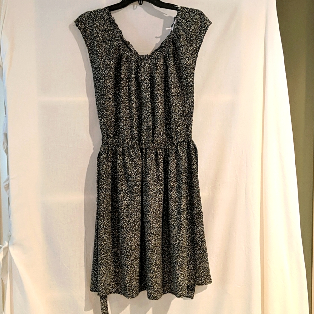 NWT Lauren Conrad dress in size M